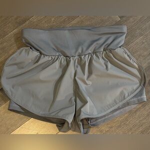 Cadmus Women’s Running Shorts Gray Size S Built In Liner Athletic 2 In 1